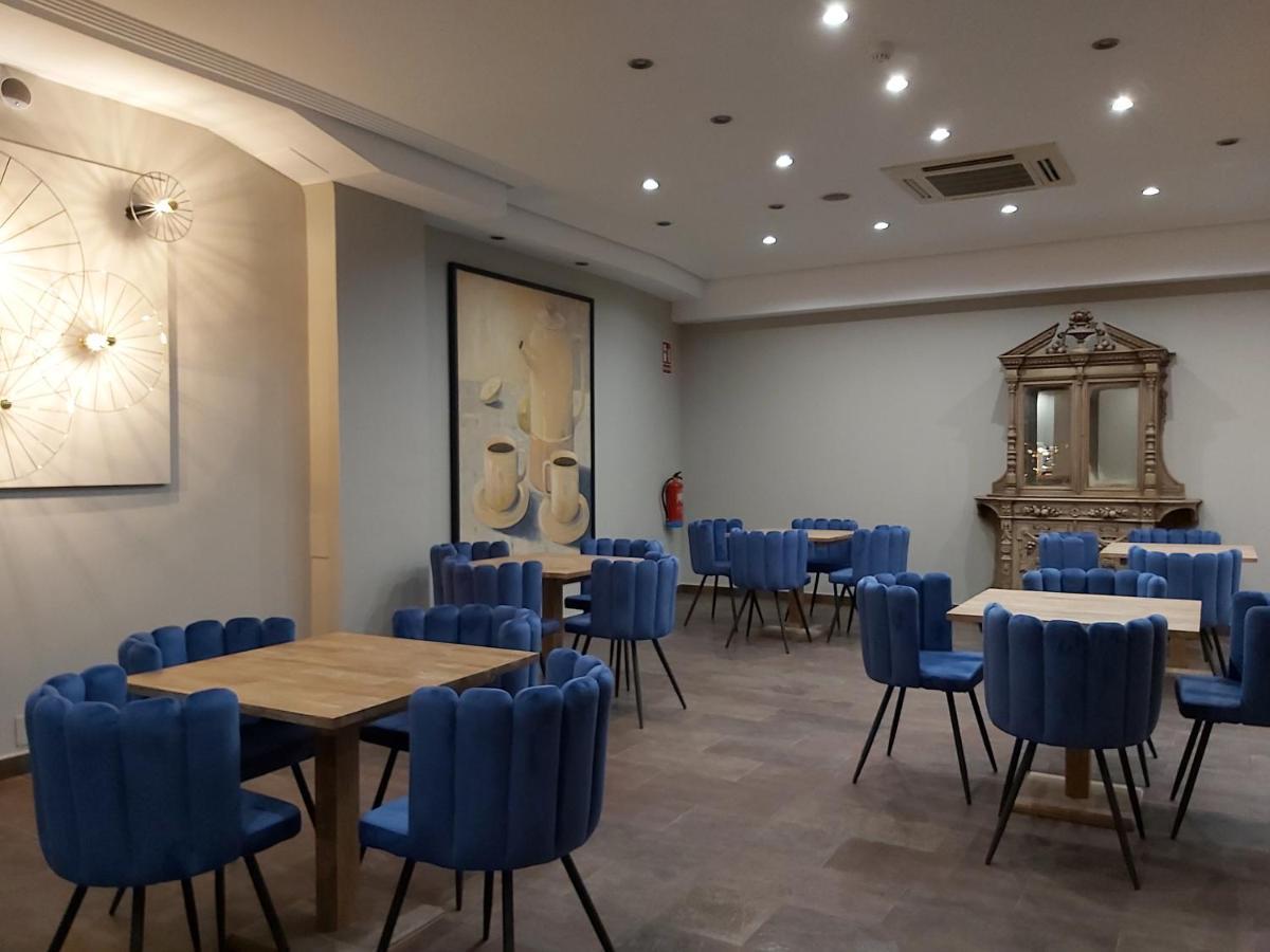 Micampus Burgos Centro Student Residence المظهر الخارجي الصورة