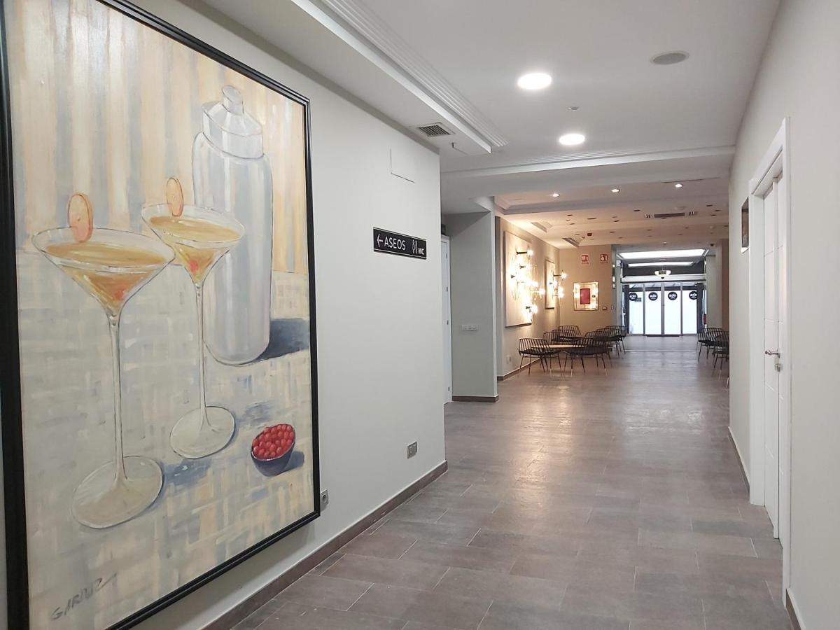 Micampus Burgos Centro Student Residence المظهر الخارجي الصورة