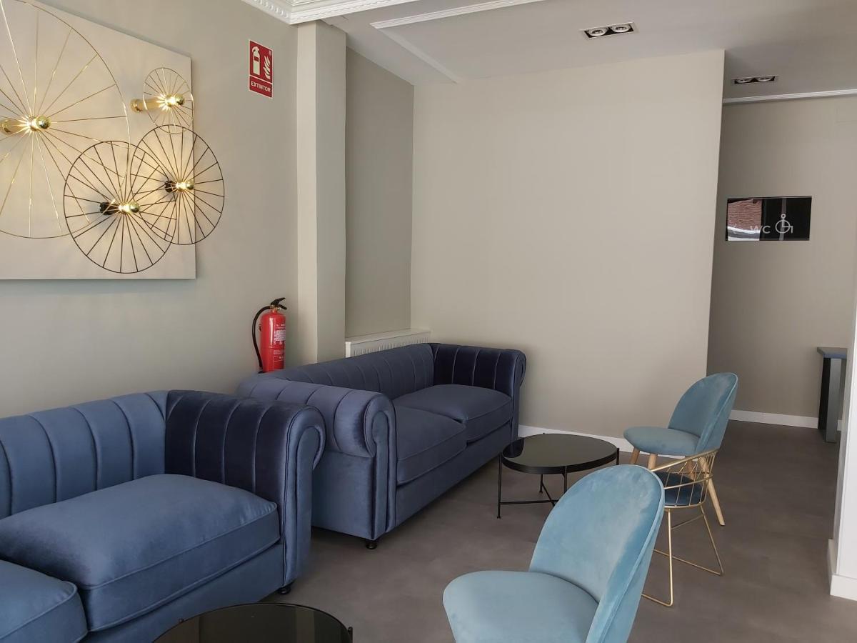 Micampus Burgos Centro Student Residence المظهر الخارجي الصورة